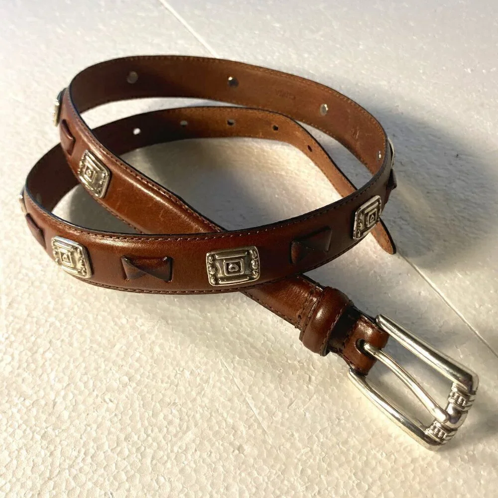 Fossil SZ M Brown leather belt silver accents classic western essential classic